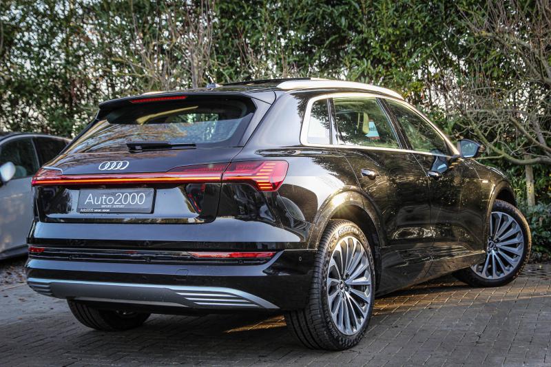 Audi - E-tron - pic5
