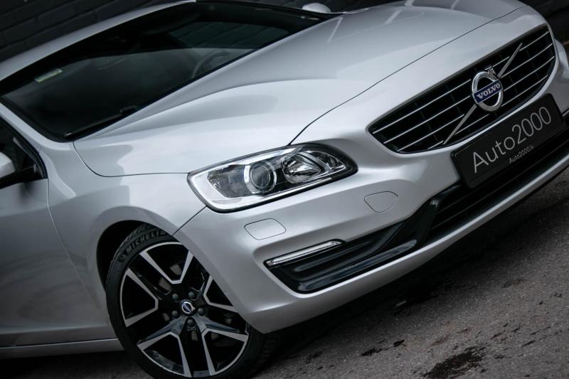 Volvo - S60 - pic3
