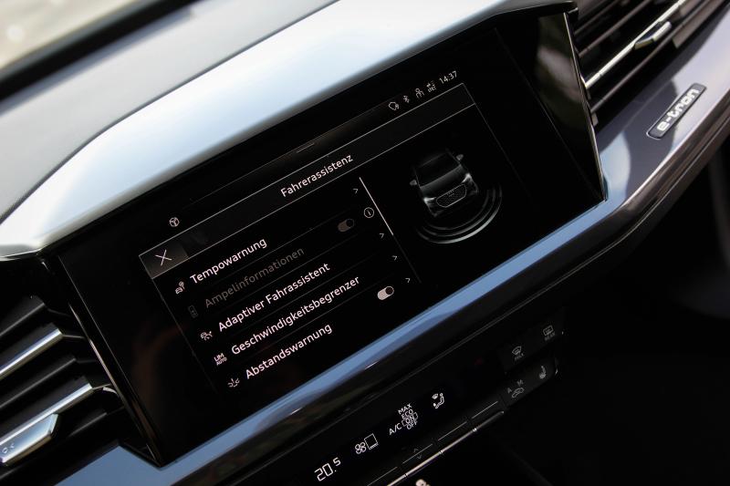 Audi - Q4 - pic40