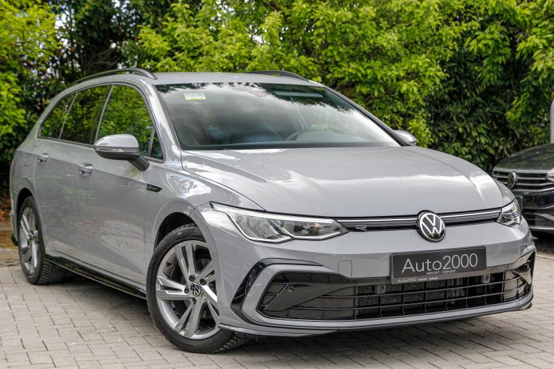 Volkswagen - Golf 8 - pic2