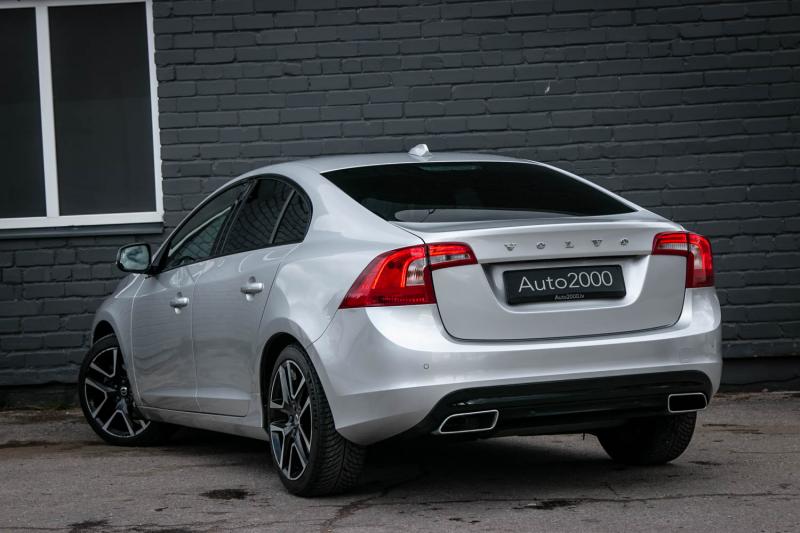 Volvo - S60 - pic7