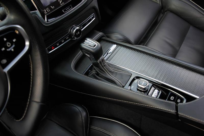 Volvo - XC90 - pic40