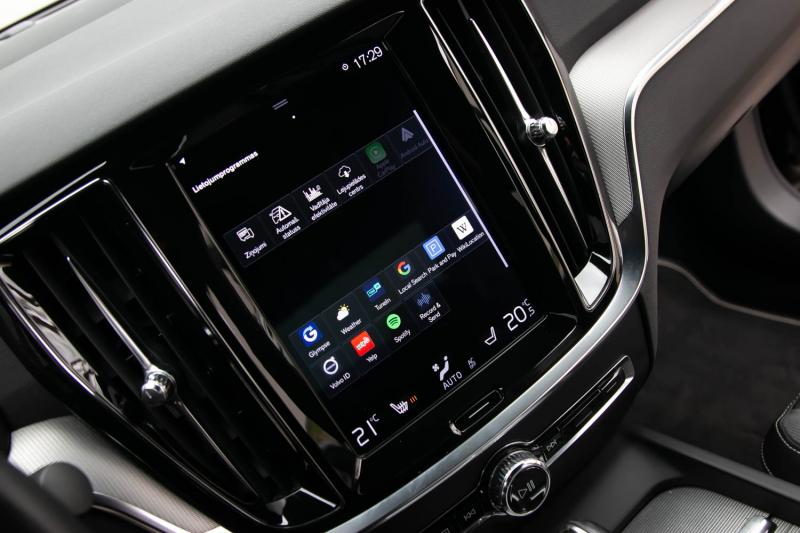 Volvo - S60 - pic11