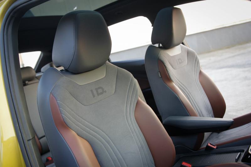 Volkswagen - ID4 - pic10