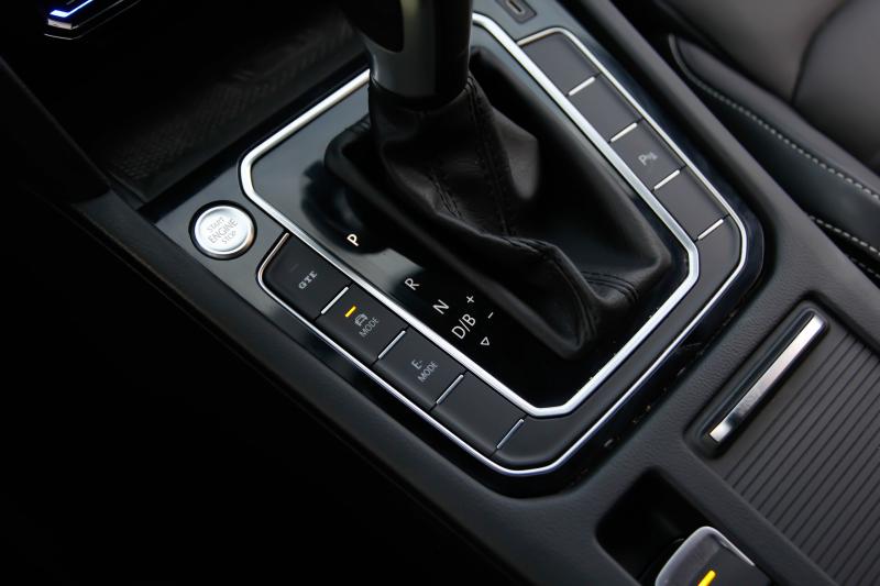 Volkswagen - Passat - pic27