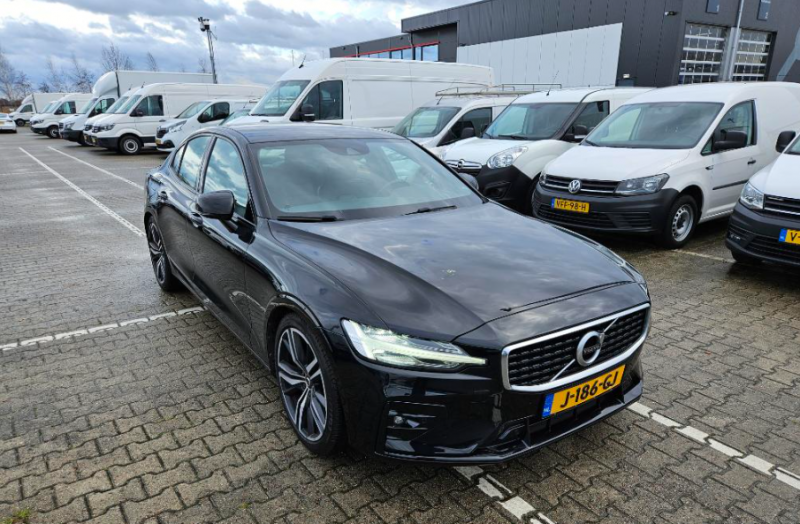 Volvo - S60 - pic3