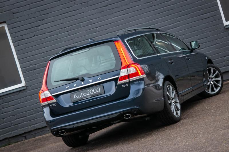 Volvo - v70 - pic5