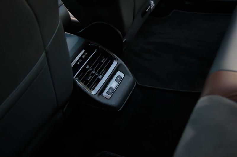 Volkswagen - ID4 - pic27