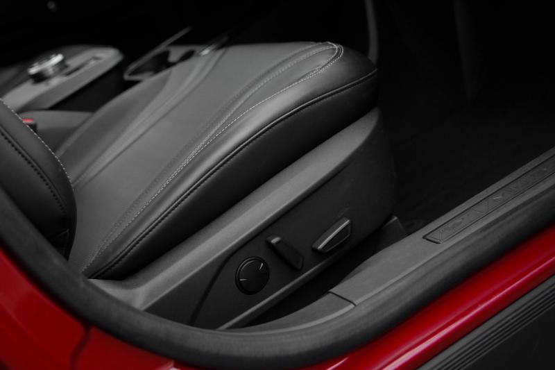 Ford - Mustang - pic10