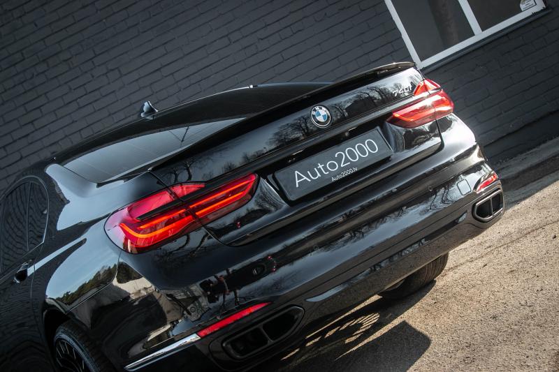 BMW - 740 - pic5
