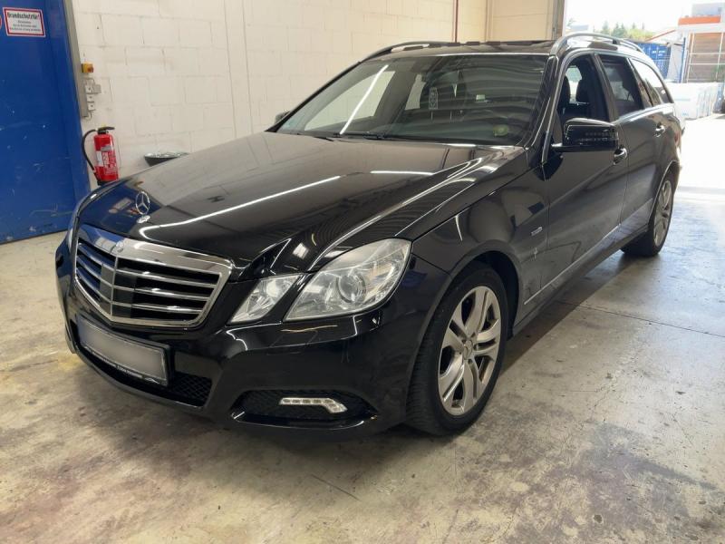Mercedes E-Klasse E 350 CDI T BlueEfficiency Avantgarde