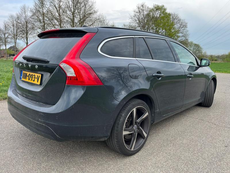 Volvo - V60 - pic5