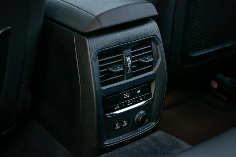 BMW - 320 - pic30
