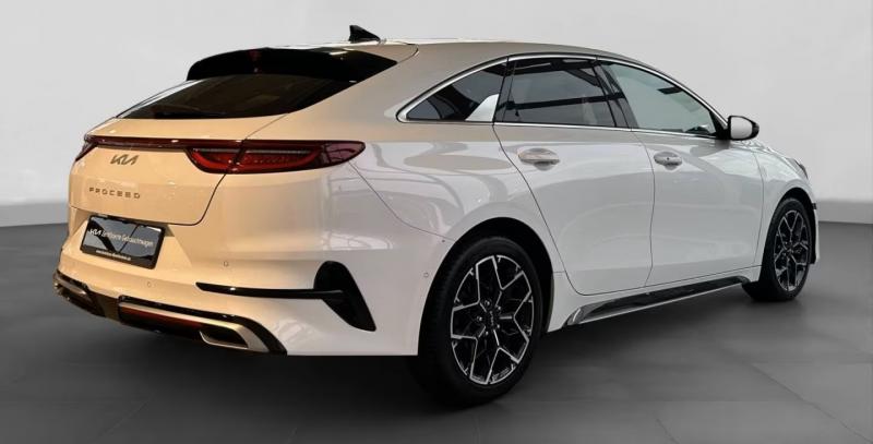 Kia - ProCeed 1.5 T-GDI - GT Line - pic4