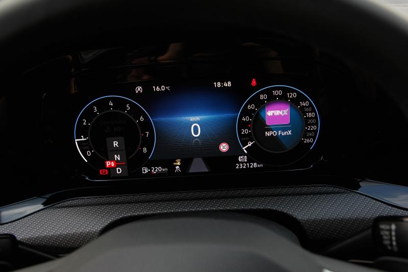 Volkswagen - Golf 8 - pic32