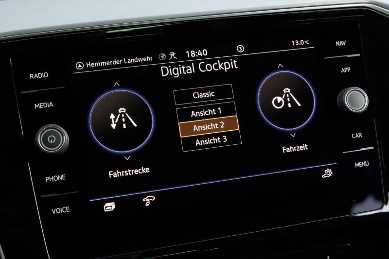 Volkswagen - Passat - pic18