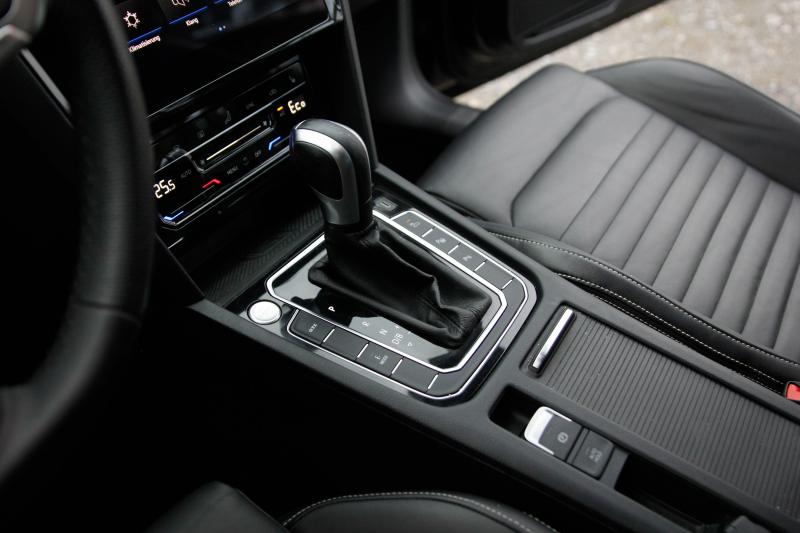 Volkswagen - Passat - pic13