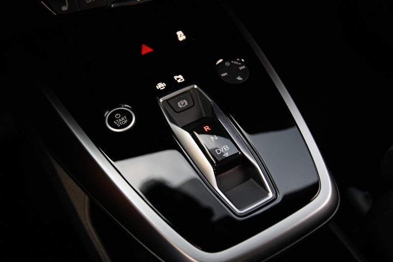 Audi - Q4 - pic32