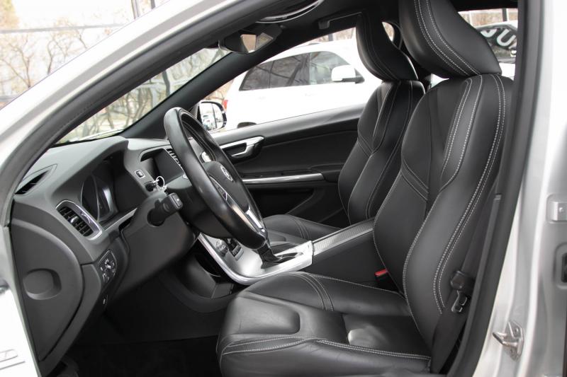 Volvo - S60 - pic10