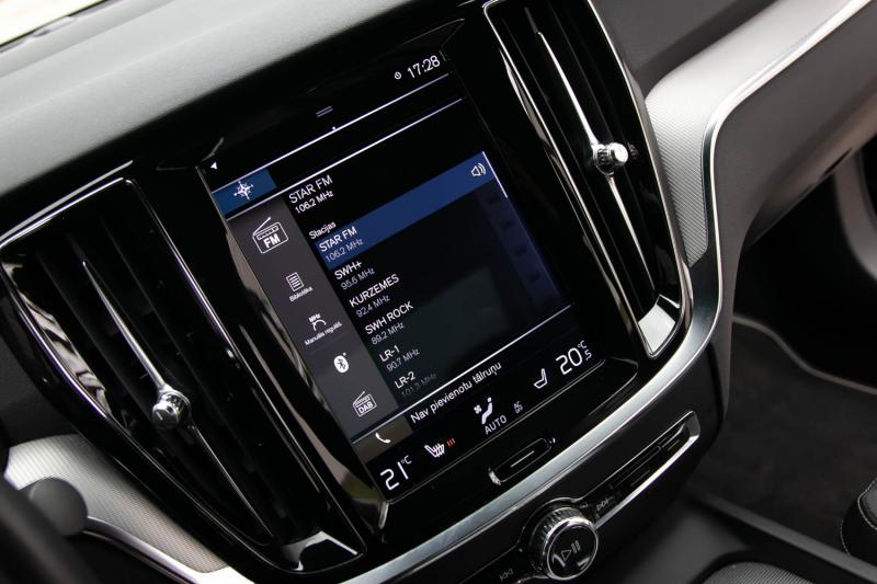 Volvo - S60 - pic21