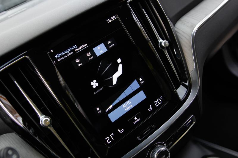 Volvo - V60 CROSS COUNTRY - pic40