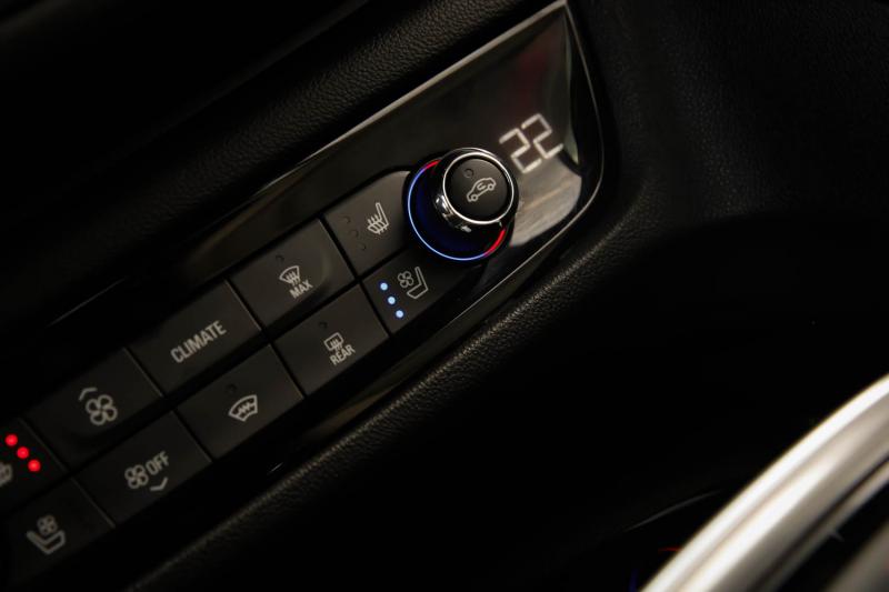 Opel - Insignia - pic25