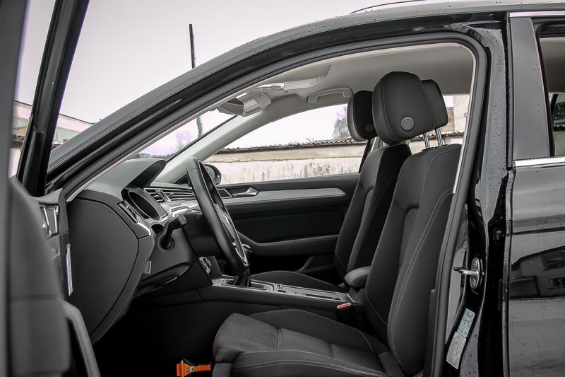 Volkswagen - Passat - pic8