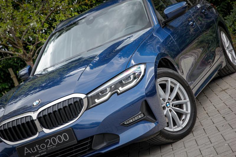 BMW - 320 - pic6