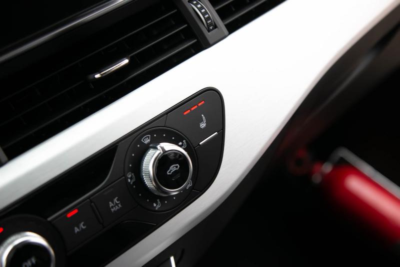 Audi - a4 - pic33