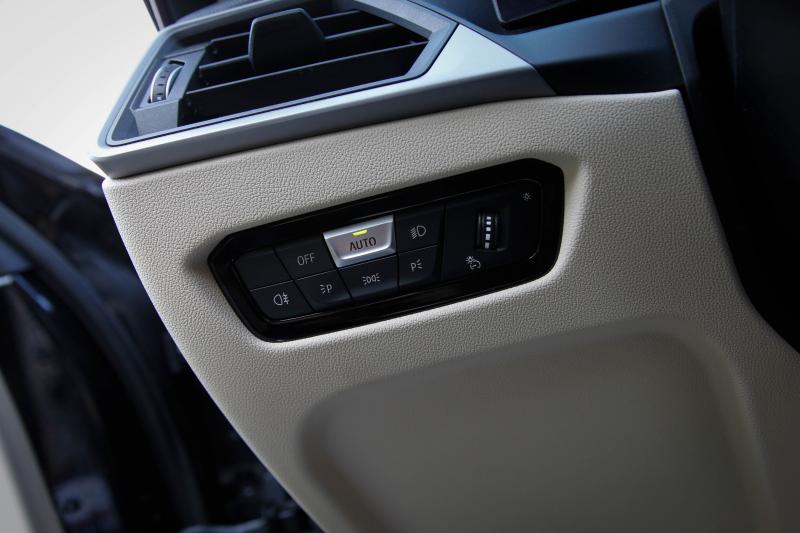 BMW - 320 - pic23