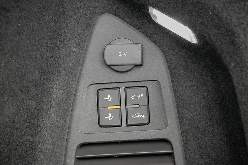 Volkswagen - Touareg - pic31