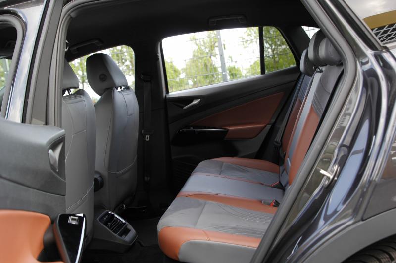 Volkswagen - ID4 - pic14