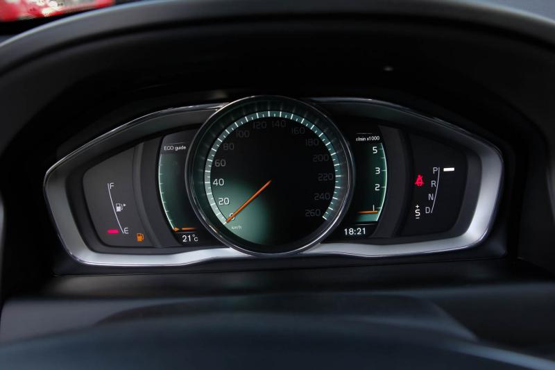 Volvo - XC60 - pic39