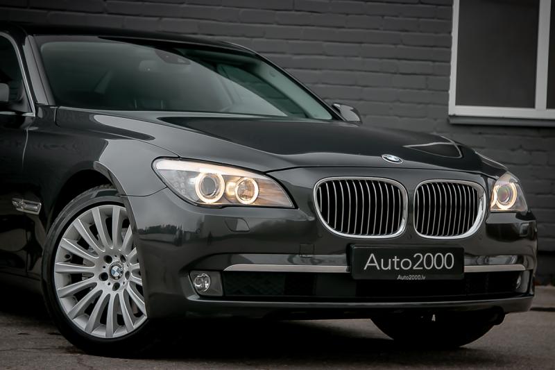 BMW - 740 - pic5