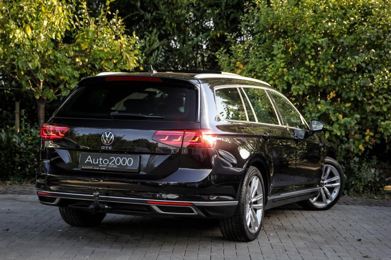 Volkswagen - Passat - pic7