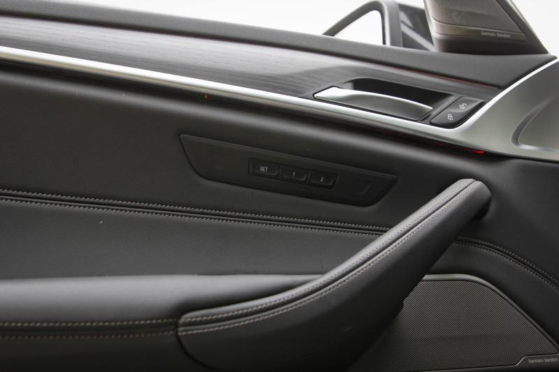 BMW - 530e - pic47