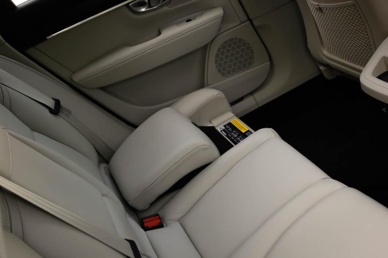 Volvo - V90 Cross Country - pic15