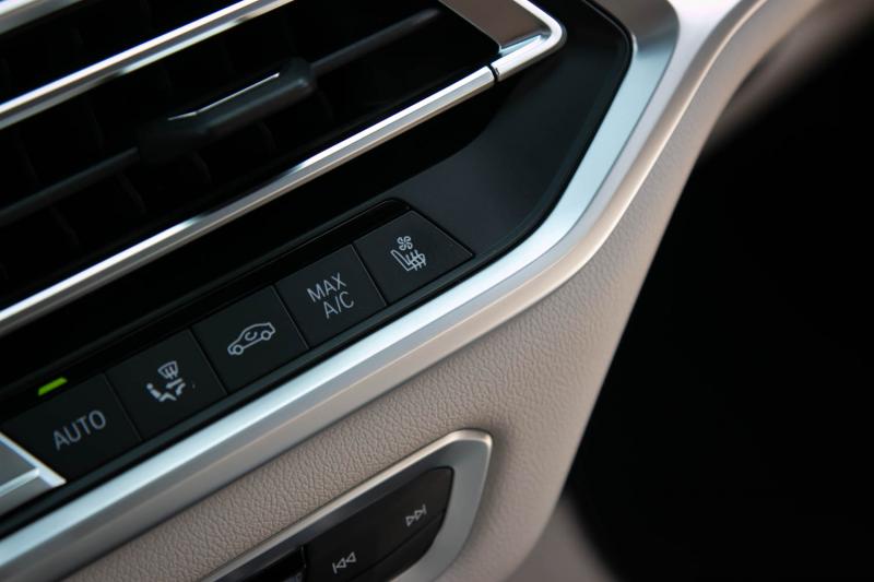 BMW - X7 - pic45