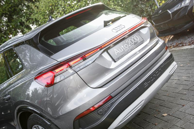 Audi - Q4 - pic4