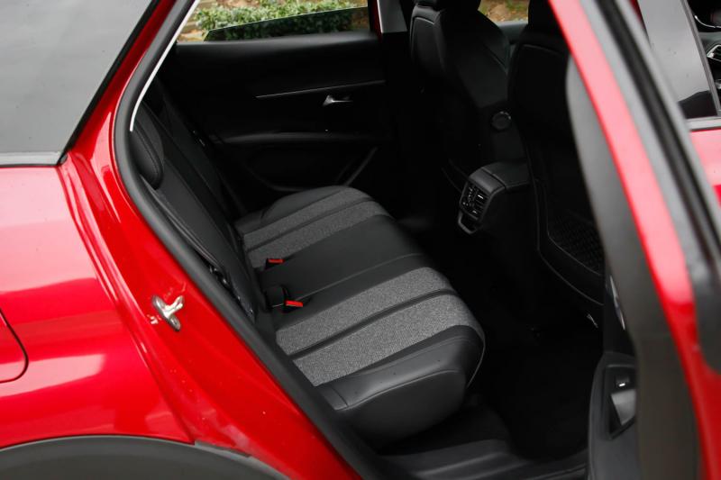 Peugeot - 3008 - pic16