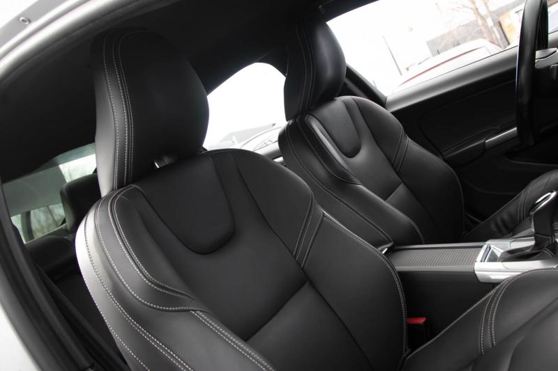 Volvo - S60 - pic21