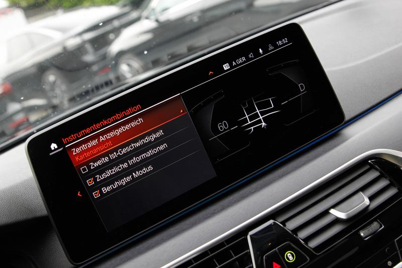 BMW - 530e - pic36