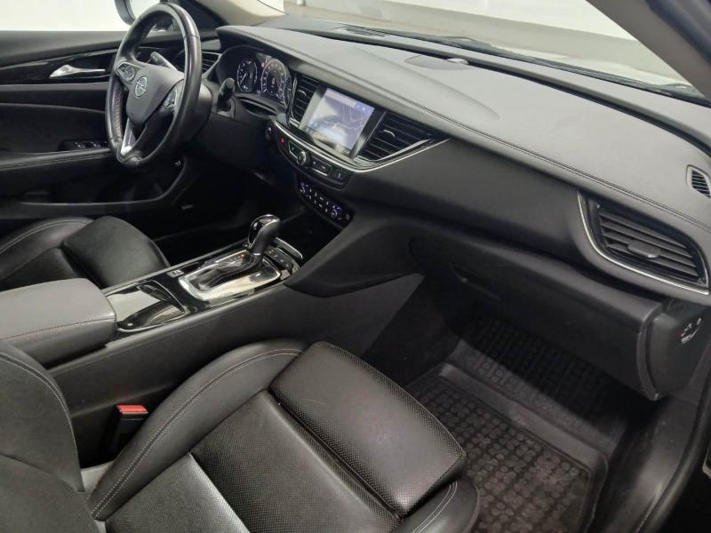 Opel - Insignia - pic3