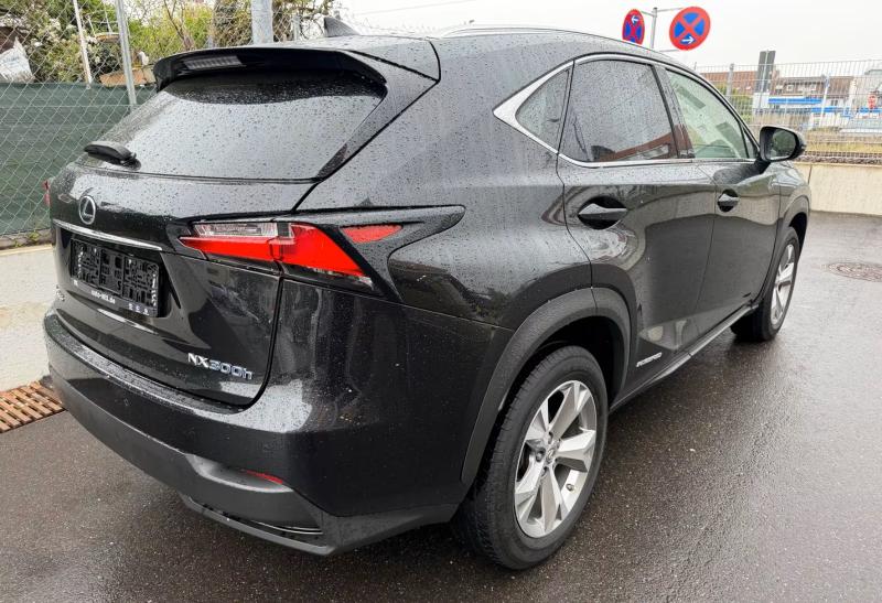 Lexus - NX300 Hybrids 4x4 - pic3
