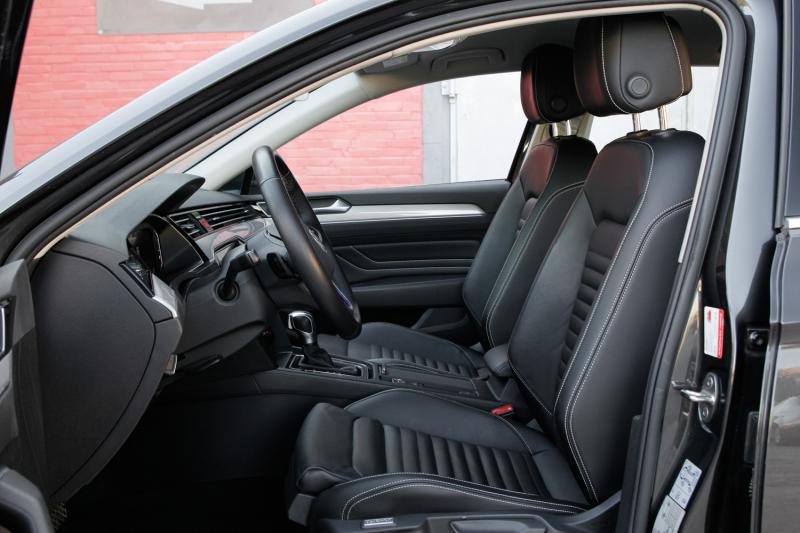 Volkswagen - Passat - pic9