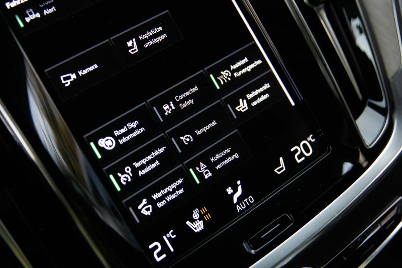 Volvo - V60 CROSS COUNTRY - pic37