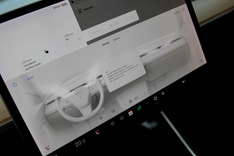 Tesla - Model3 - pic23