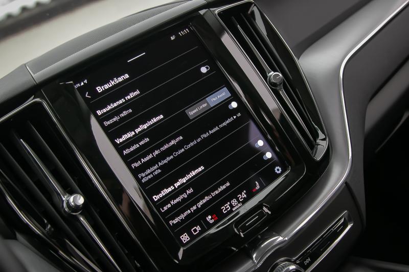 Volvo - XC60 - pic25