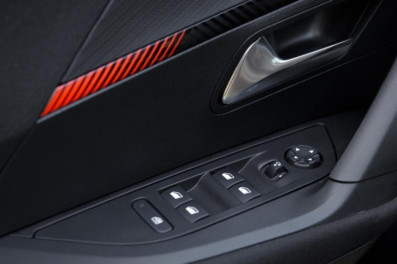 Peugeot - 2008 - pic21