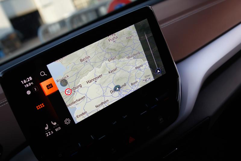 Volkswagen - ID4 - pic36